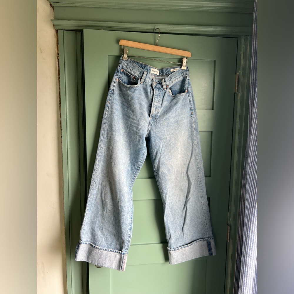 Denim Forum The 90’s Hi-Rise Loose Cuffed Light Blue Wide Leg Jeans Size 28
